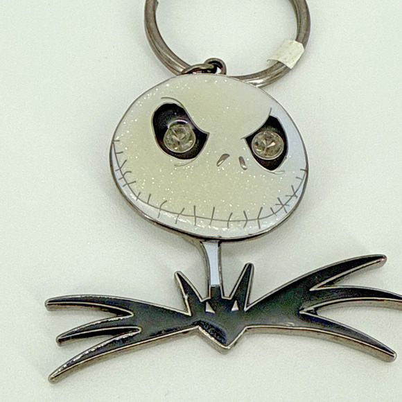 Disney Jack Skellington Bat Bow Tie Keychain The Nightmare Before Christmas - Picture 2 of 4